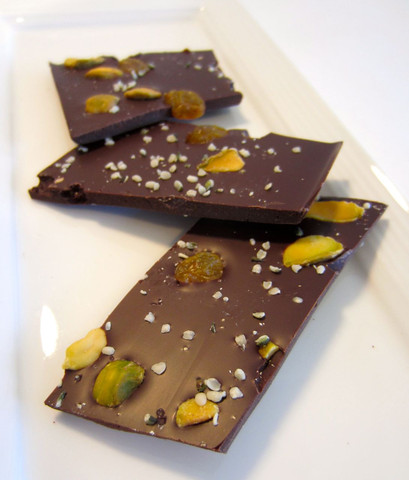 Bark: Pistachio, Golden Raisin & Hemp Seeds