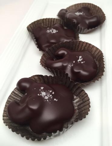 Caramel Cashew Turtles