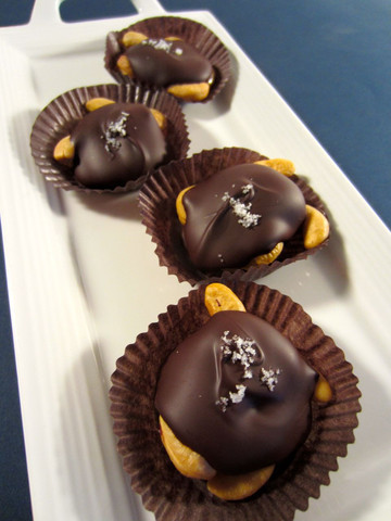 Caramel Cashew Turtles